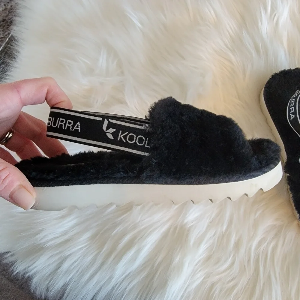 UGG Koolaburra by UGG Fuzz'n Girls' Slide Sandals 1